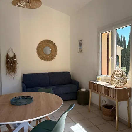 Bel Climatise T2 Au Calme - Les Residences De Saint-clair A 6min A Pieds De La Tres Belle De St Clair - Parking, Wifi Le Lavandou