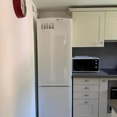 Apartamento Bel T2 Au Calme - Les Résidences De Saint-clair à 6min à Pieds De La Très Belle De St Clair - Parking, Clim, Wifi Le Lavandou